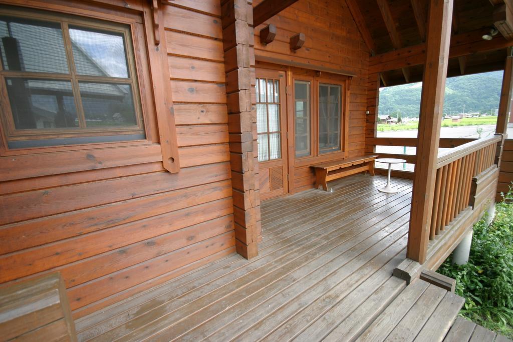 Log Cottage Tomato Hakuba Dış mekan fotoğraf