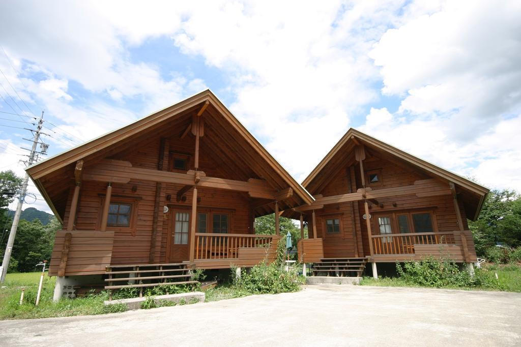 Log Cottage Tomato Hakuba Dış mekan fotoğraf